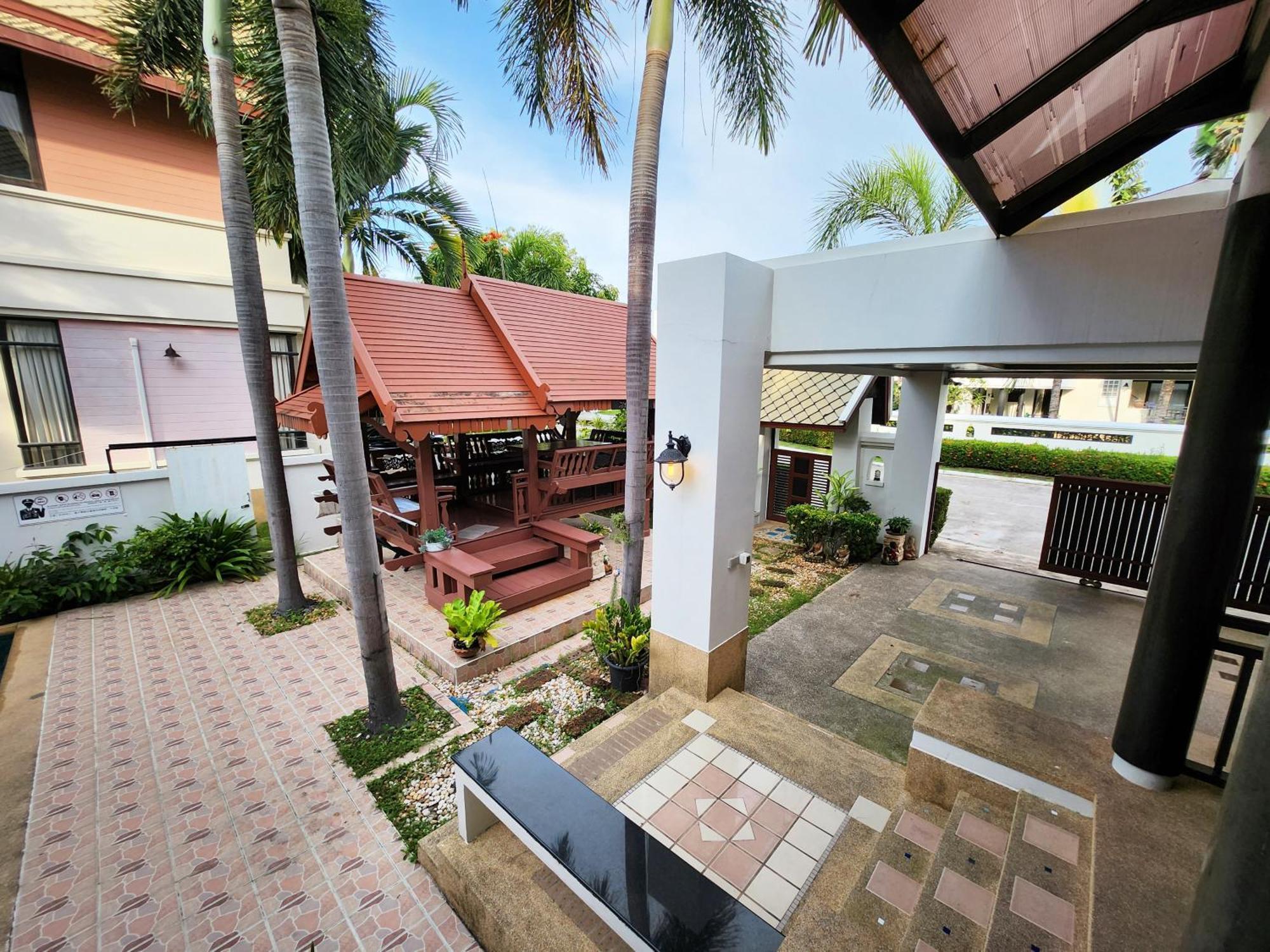 ปุณณภา พูล วิลล่า พัทยา Punnapha Pool Villa Pattaya Jomtien Beach Exteriör bild
