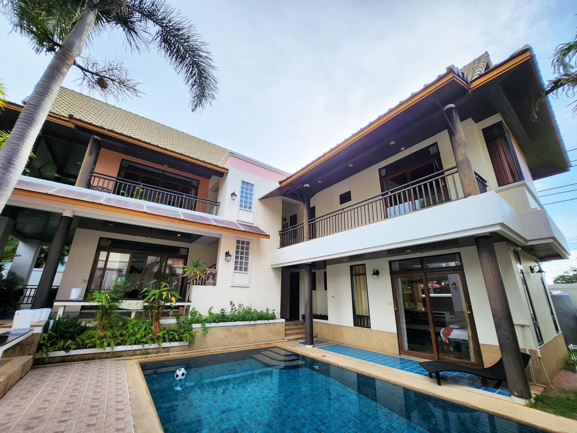 ปุณณภา พูล วิลล่า พัทยา Punnapha Pool Villa Pattaya Jomtien Beach Exteriör bild