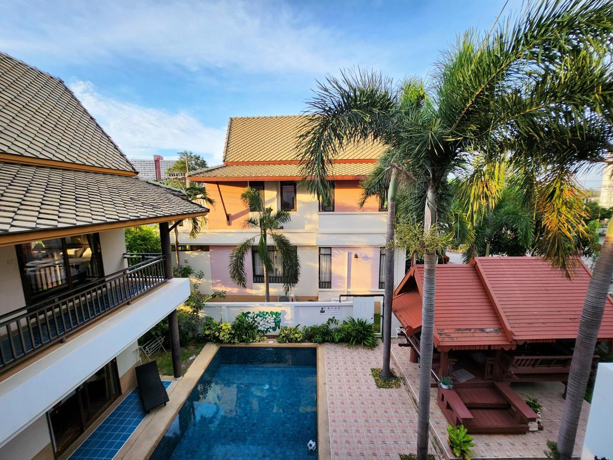 ปุณณภา พูล วิลล่า พัทยา Punnapha Pool Villa Pattaya Jomtien Beach Exteriör bild
